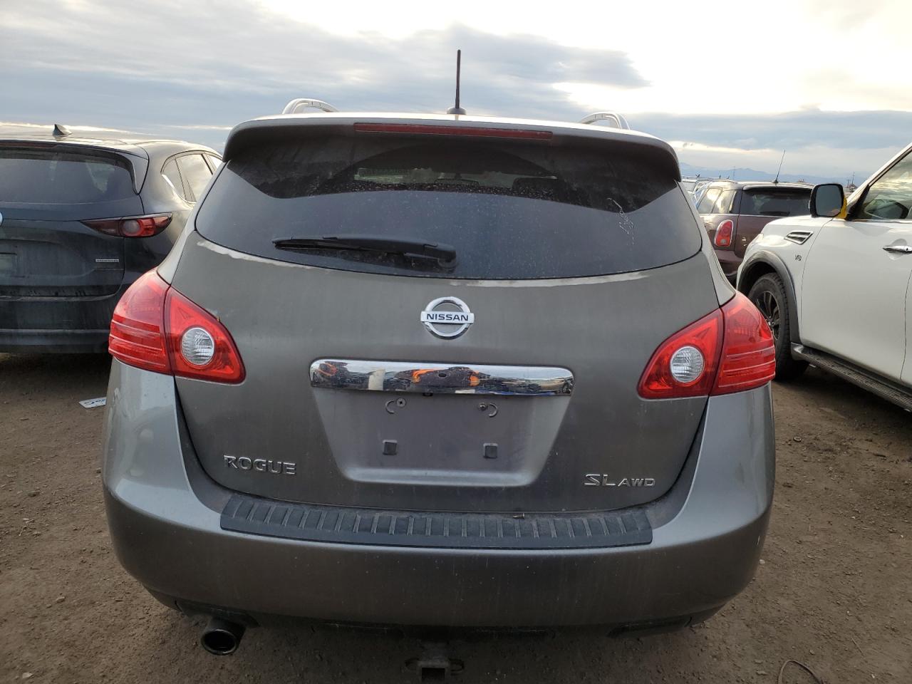 2011 Nissan Rogue - Image 6