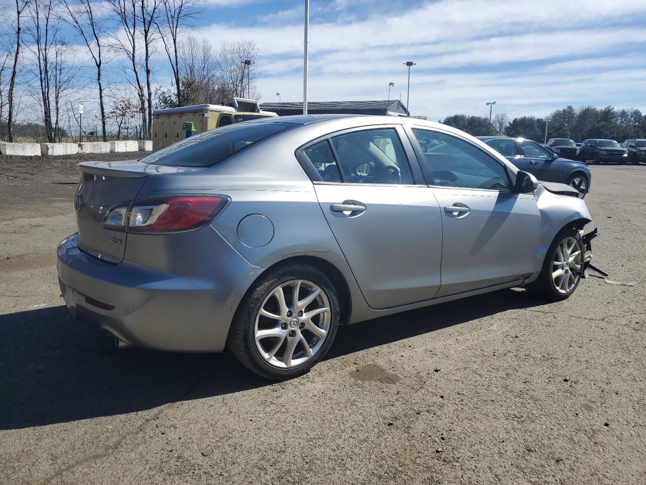 2012 Mazda 3 - Image 3
