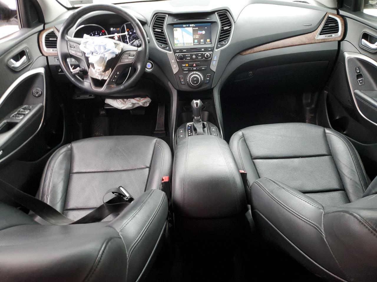2018 Hyundai Santa Fe - Image 8