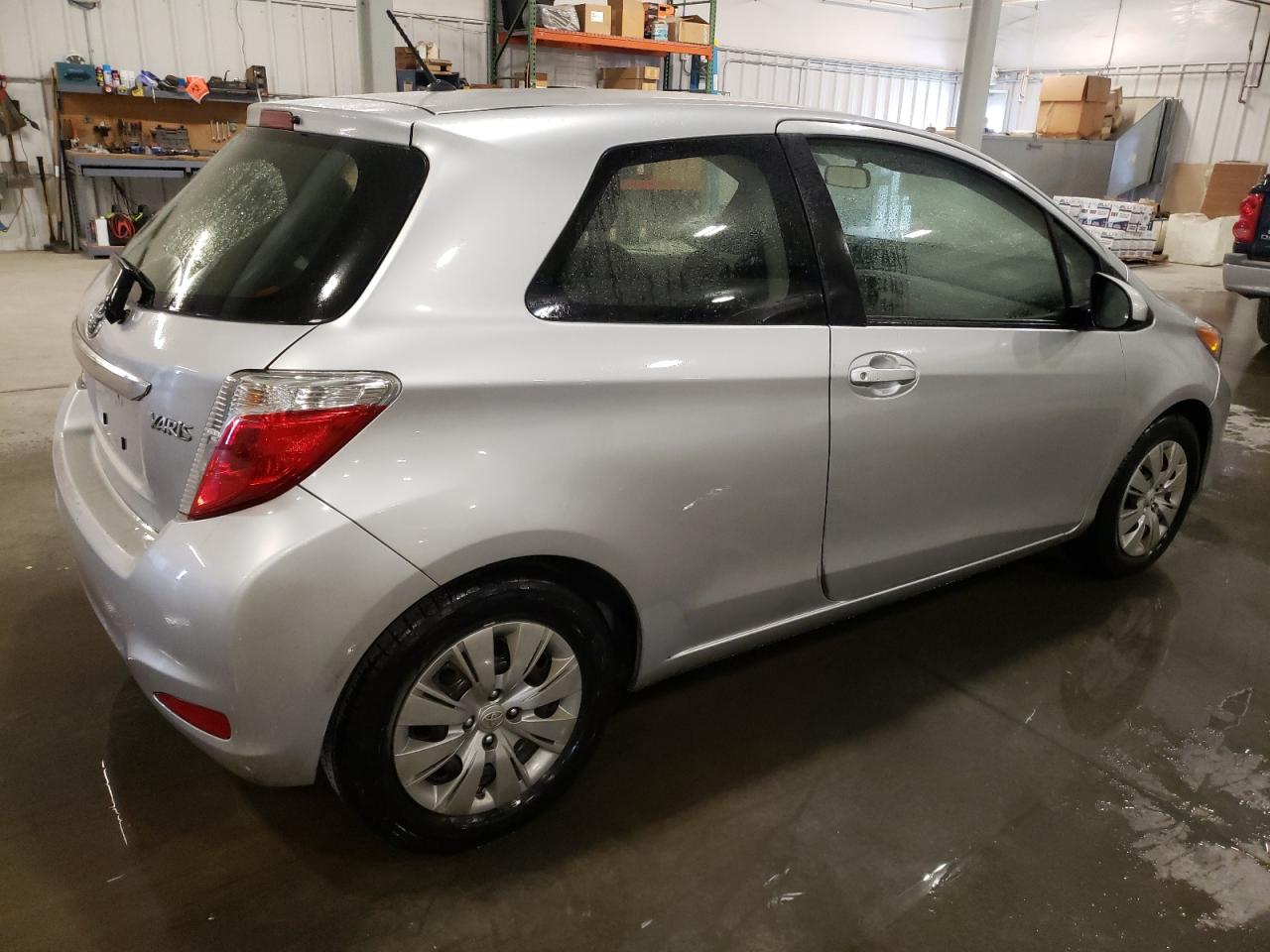 2014 Toyota Yaris - Image 3