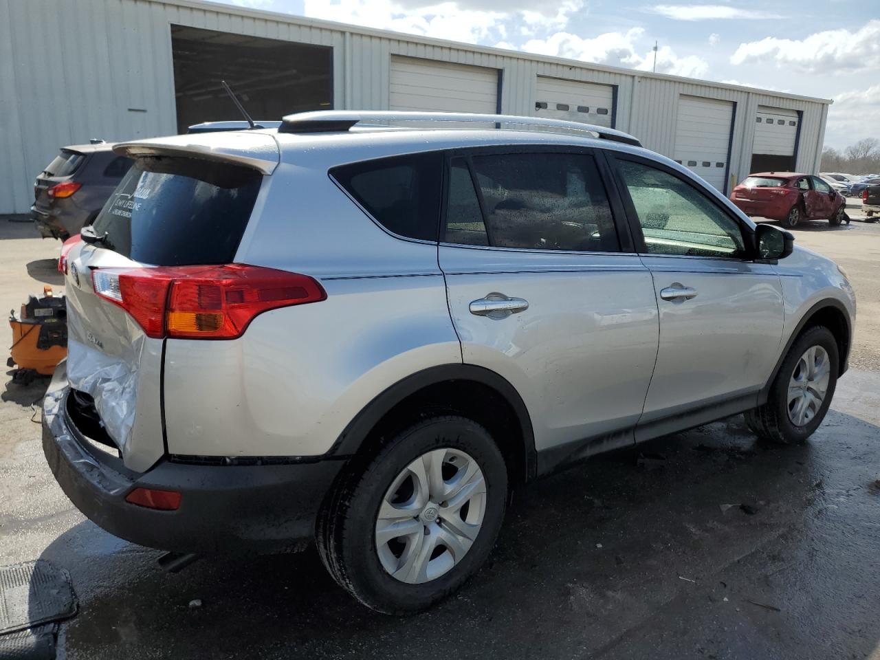 2015 Toyota RAV 4 - Image 3