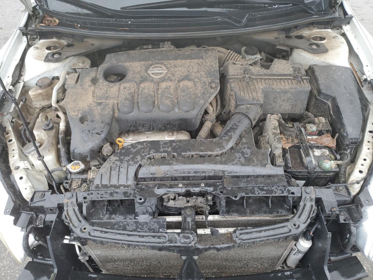 2011 Nissan Altima - Image 13