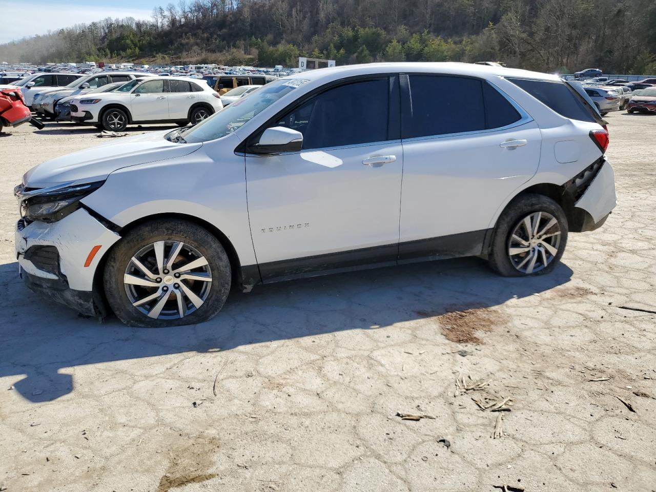 2022 Chevrolet Equinox Lt for Sale in Hurricane, WV - All Over