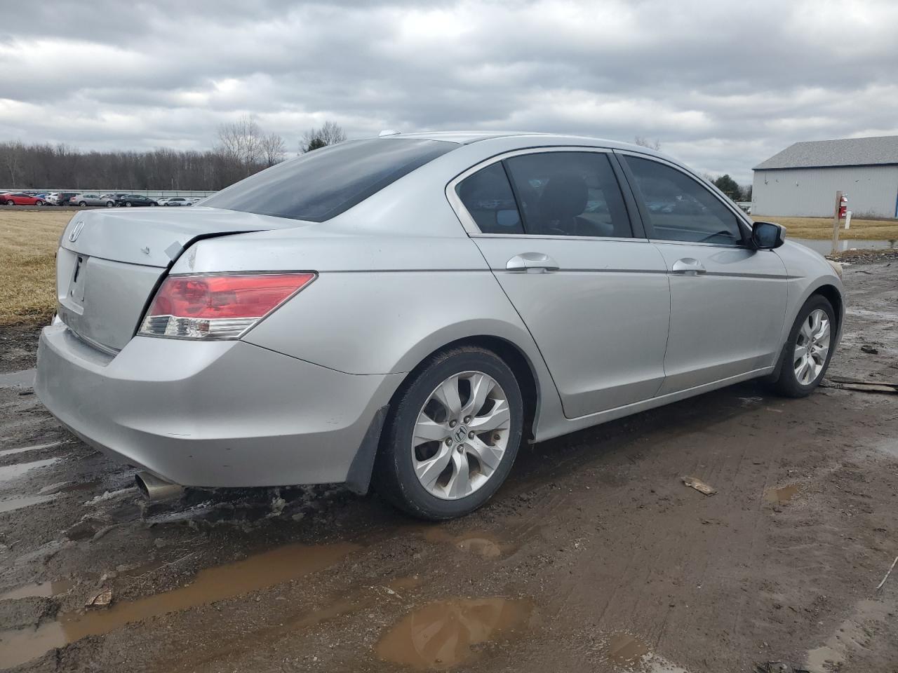 2009 Honda Accord - Image 3