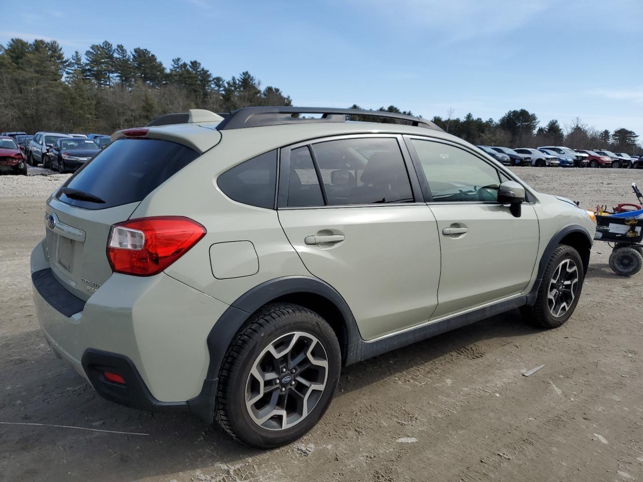 2016 Subaru XV - Image 3
