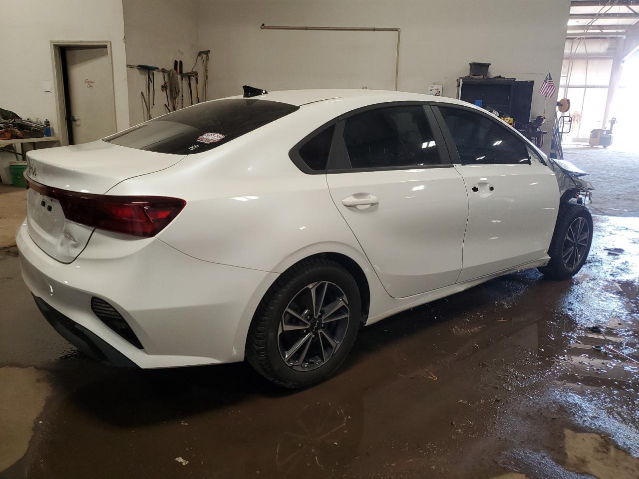 2024 Kia Forte - Image 3