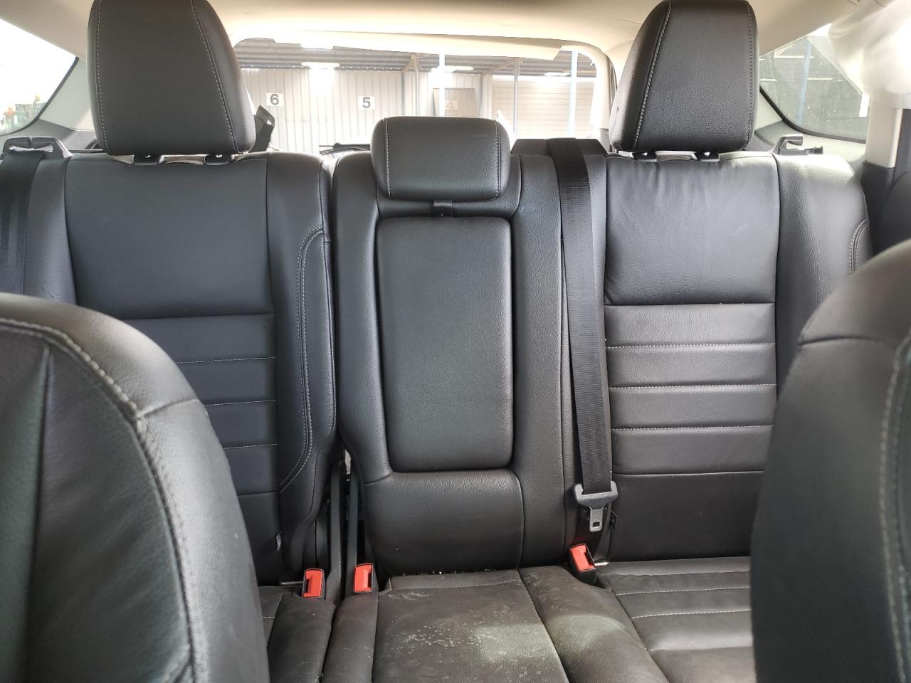 2015 Ford Escape - Image 10