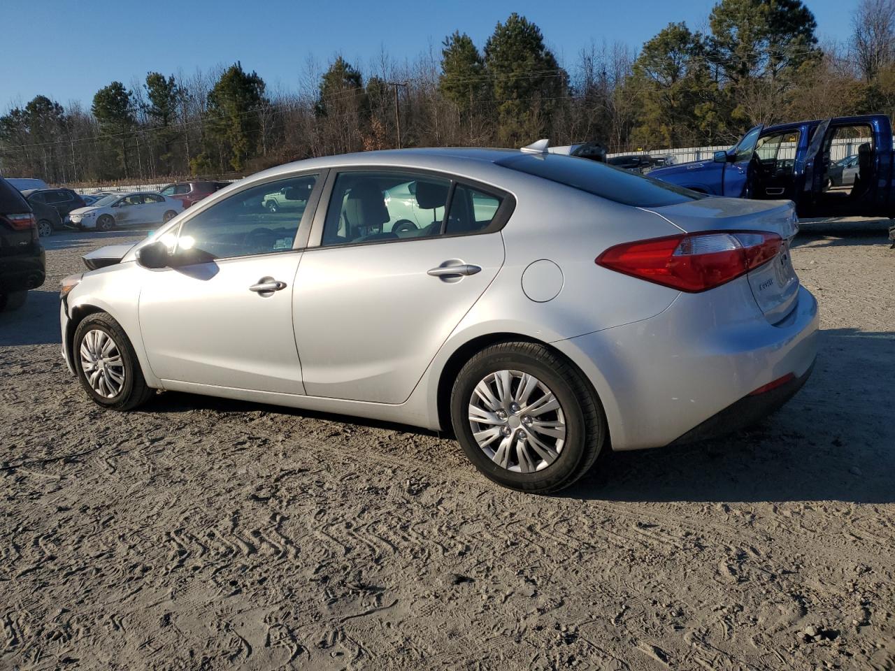 2015 Kia Forte - Image 2