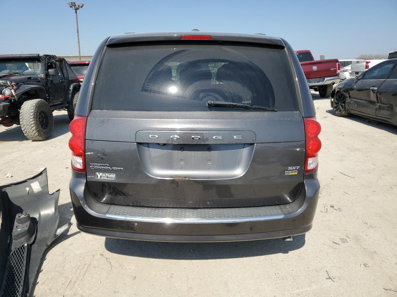2019 Dodge Caravan - Image 6