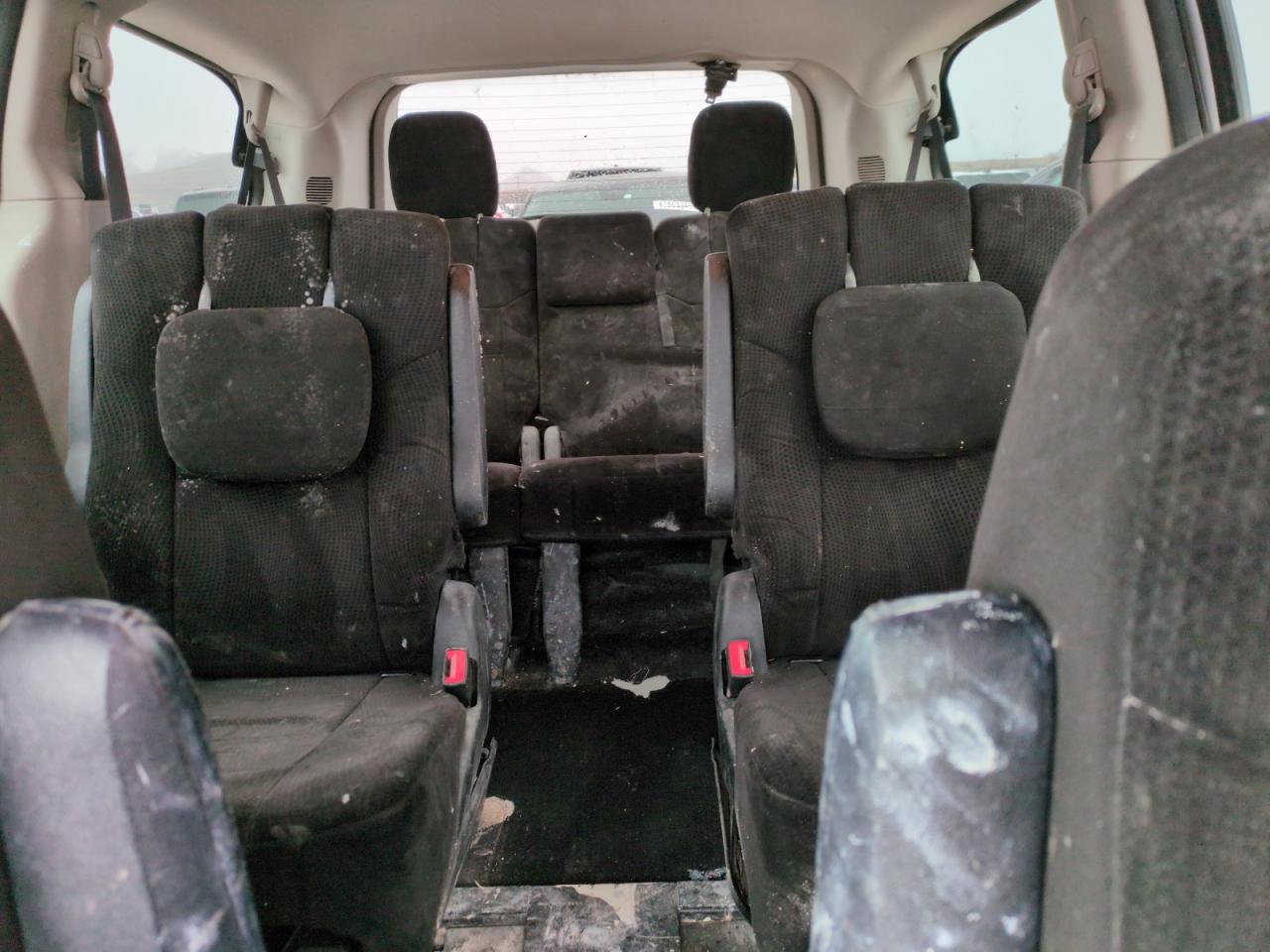 2012 Dodge Caravan - Image 10