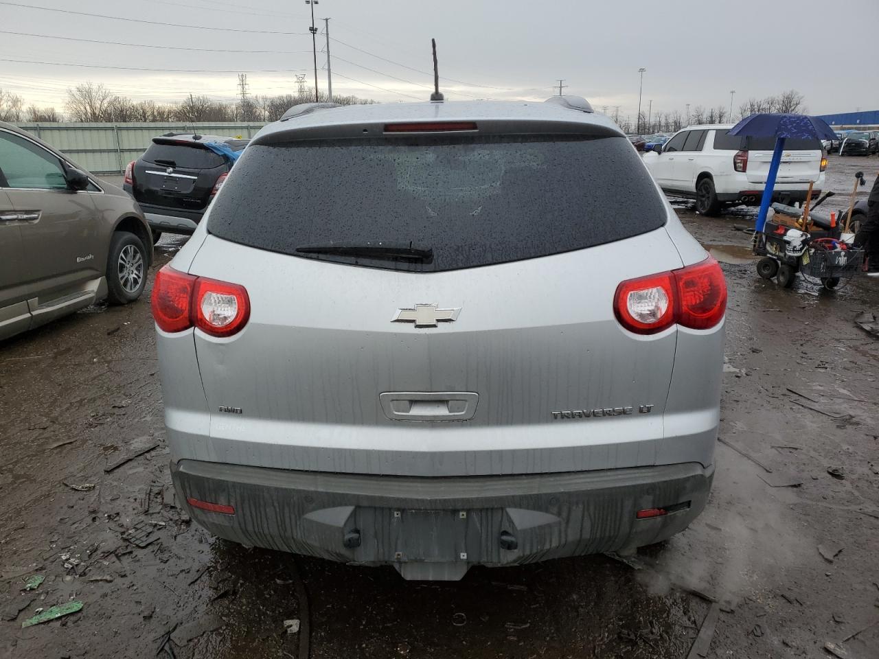2012 Chevrolet Traverse - Image 6
