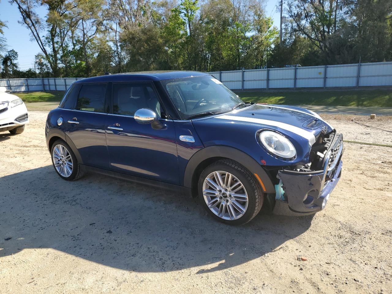 2015 MINI Cooper - Image 4
