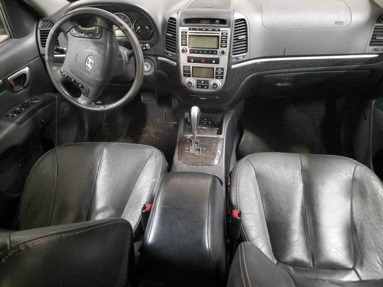 2009 Hyundai Santa Fe - Image 8