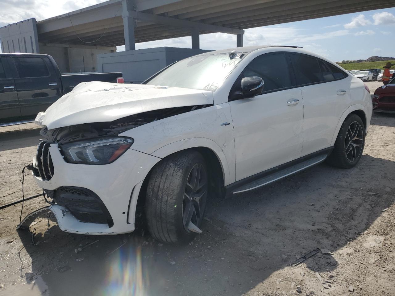 2021 Mercedes-Benz GLE - Image 1