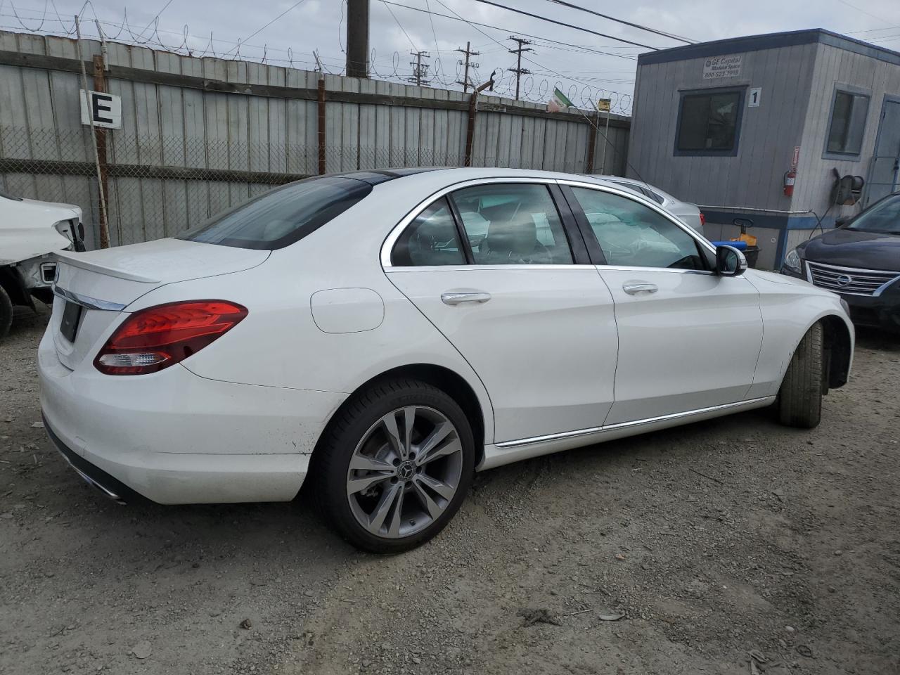 2018 Mercedes-Benz C-klasse - Image 3