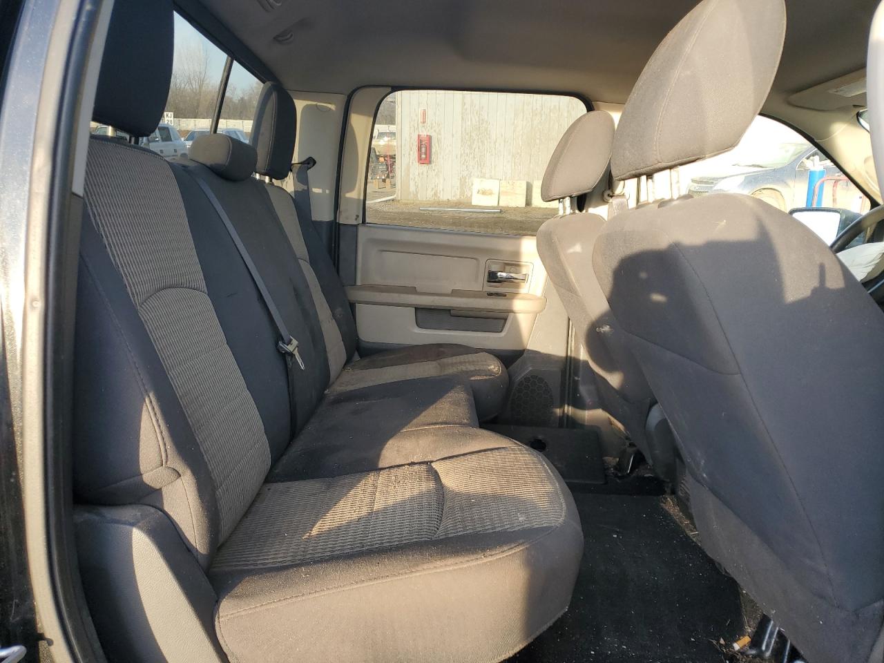 2011 Dodge RAM - Image 11