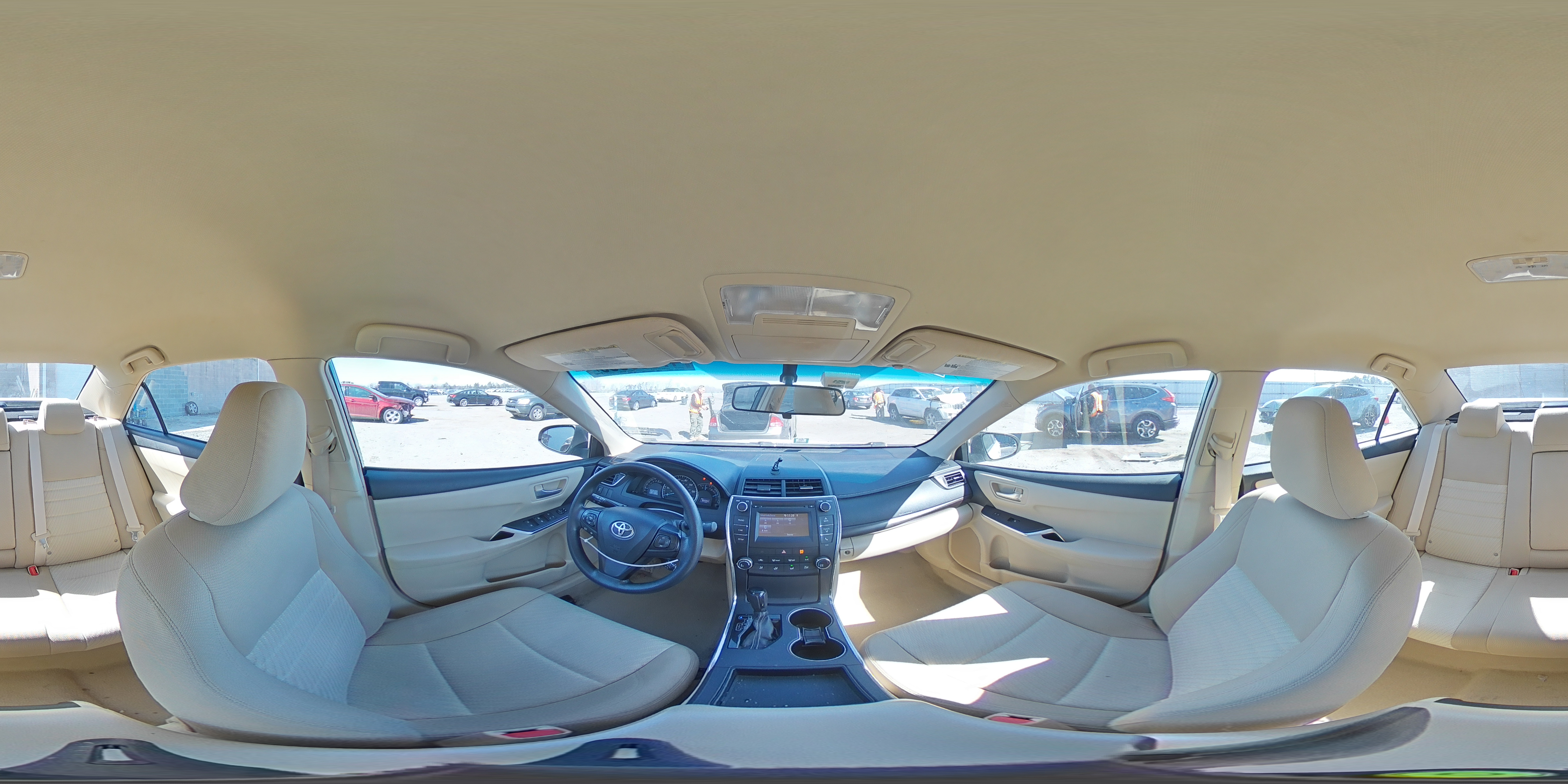 2015 Toyota Camry - Image 13
