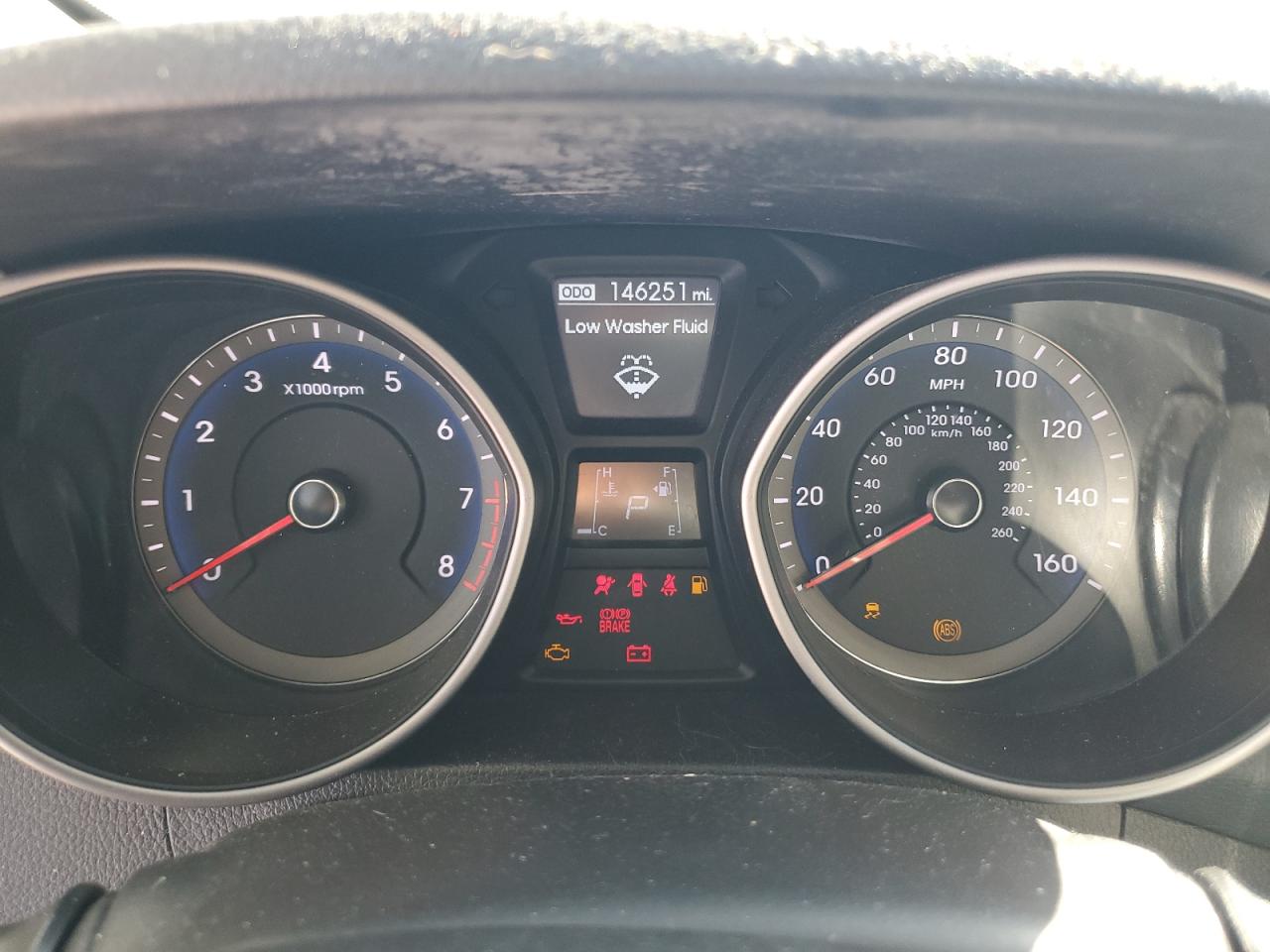 2017 Hyundai Elantra - Image 9