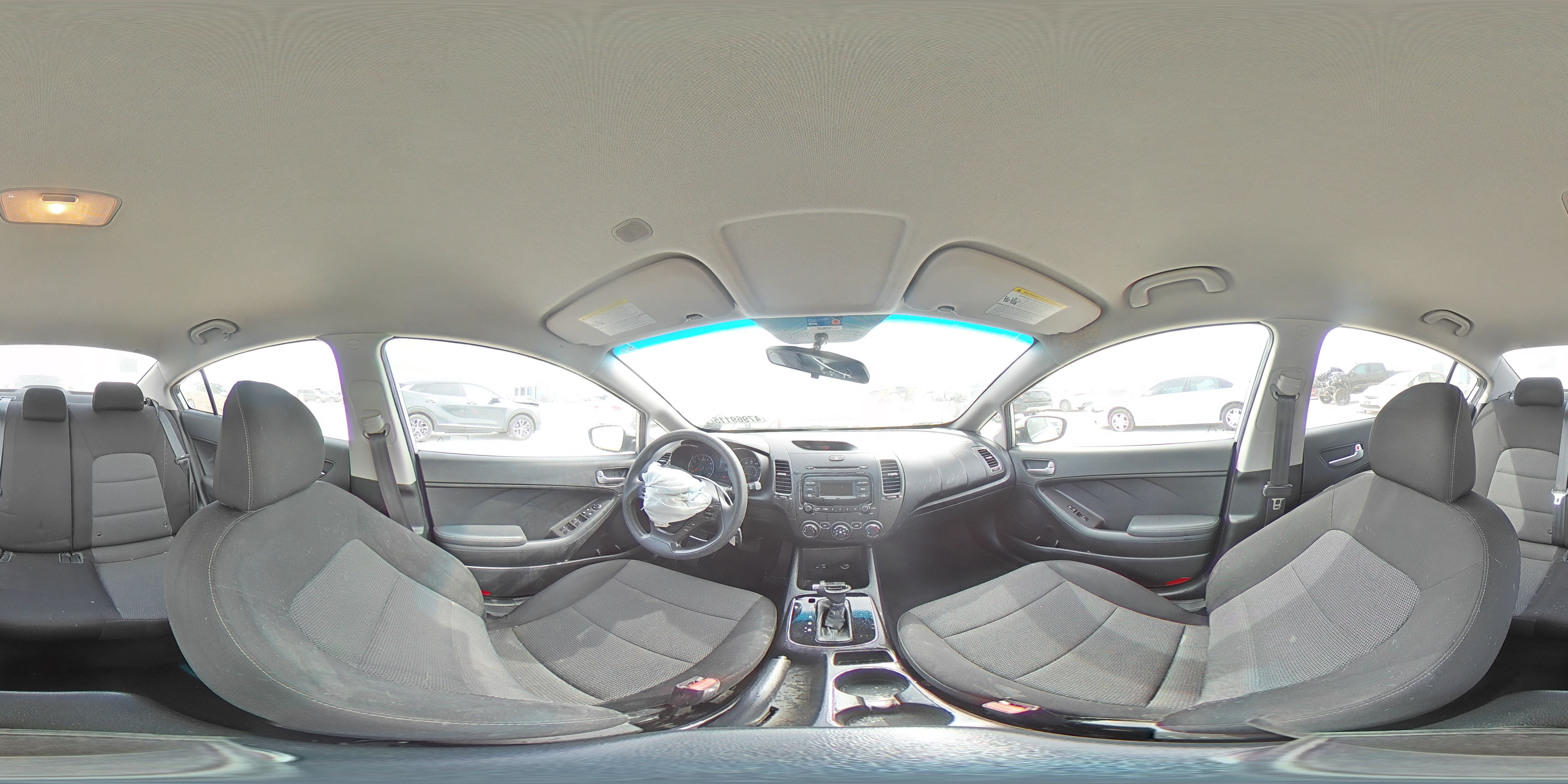 2017 Kia Forte - Image 12