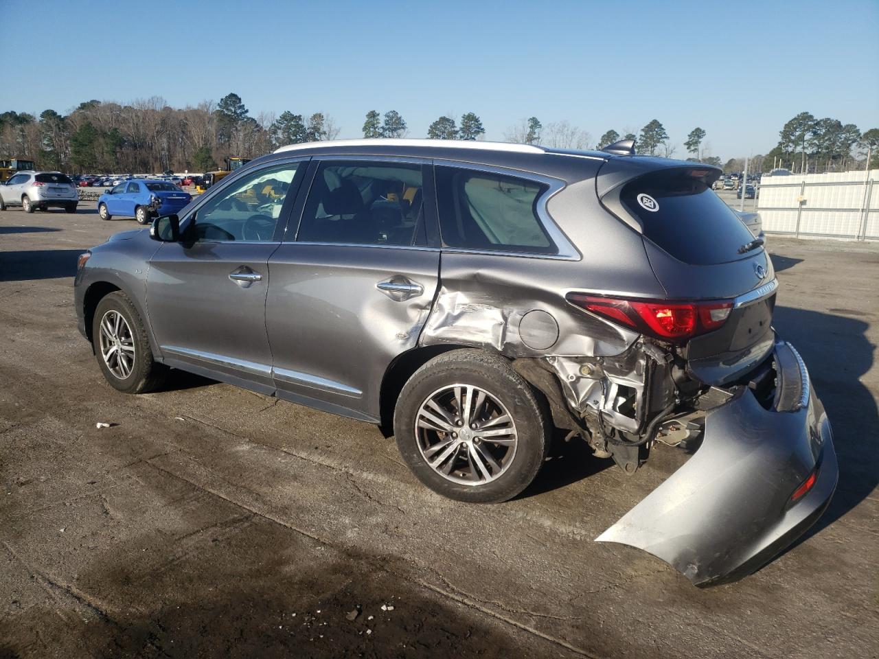 2017 Infiniti QX60 - Image 2