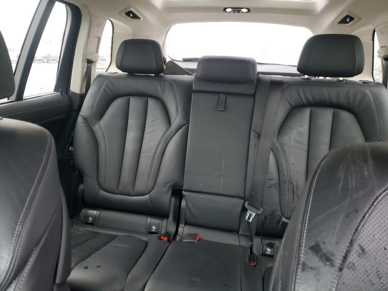 2019 BMW X7 - Image 10