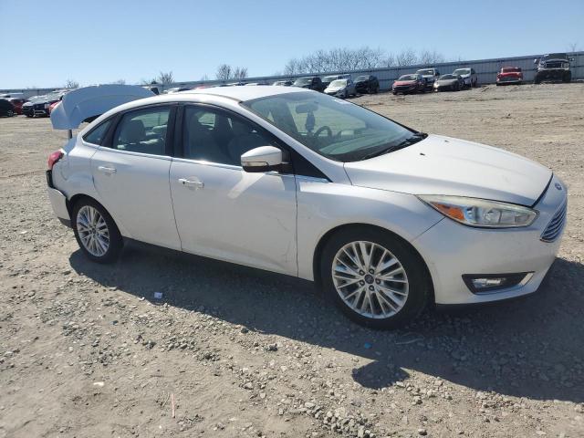 Sedans FORD FOCUS 2016 White