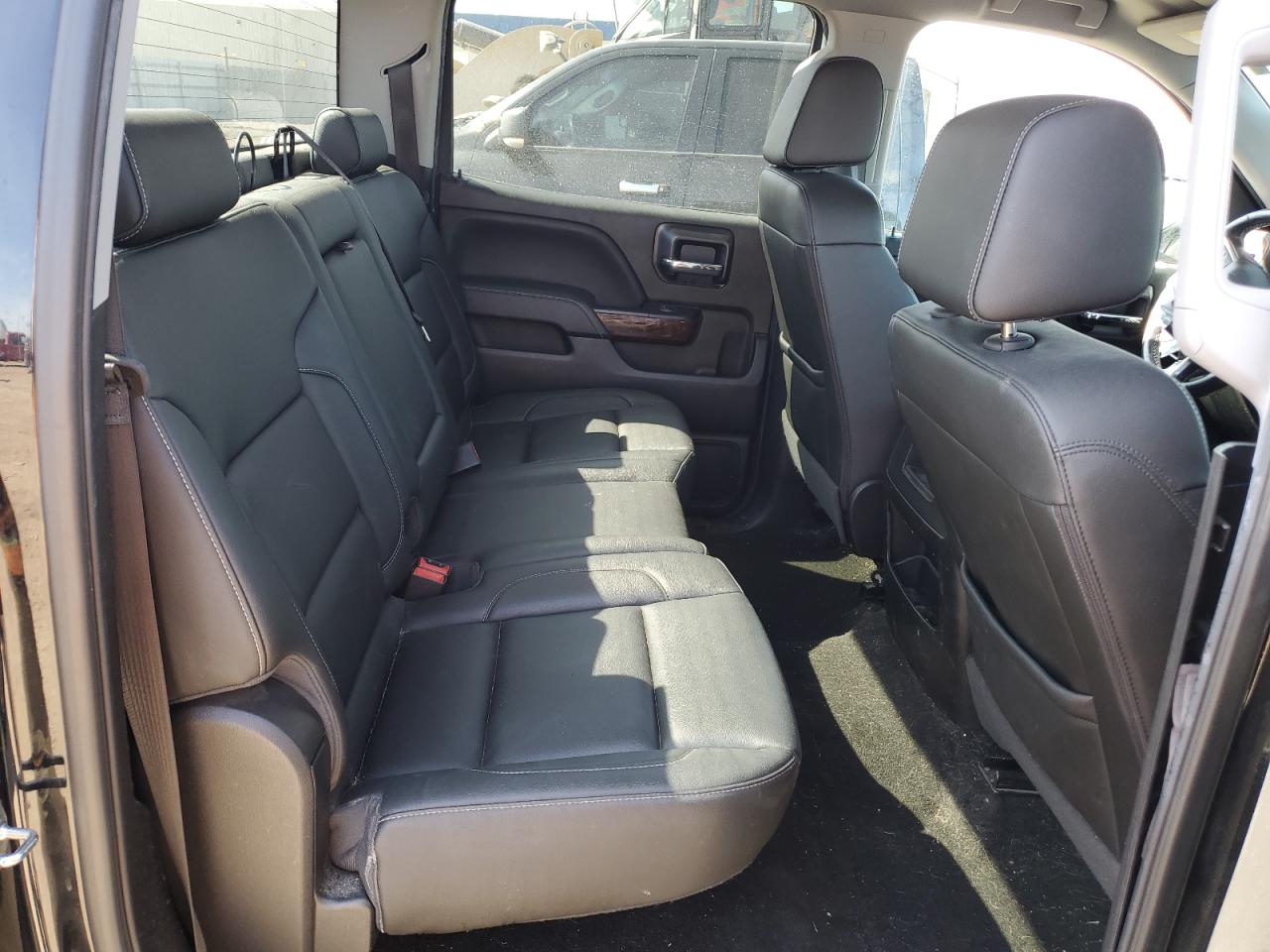 2018 GMC Sierra - Image 11