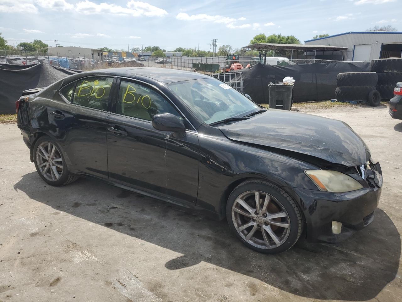2006 Lexus IS - Image 4