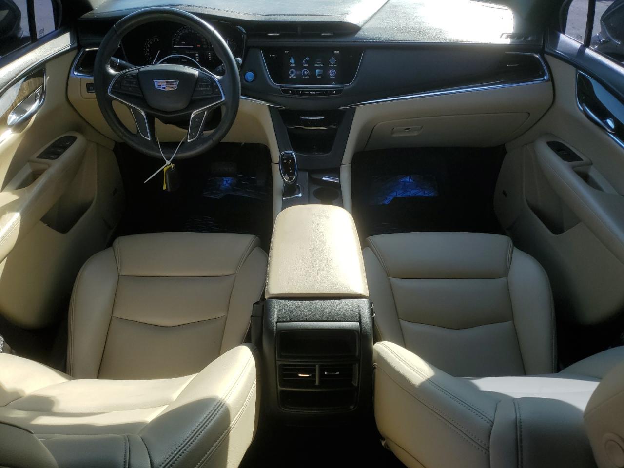 2017 Cadillac XT5 - Image 8