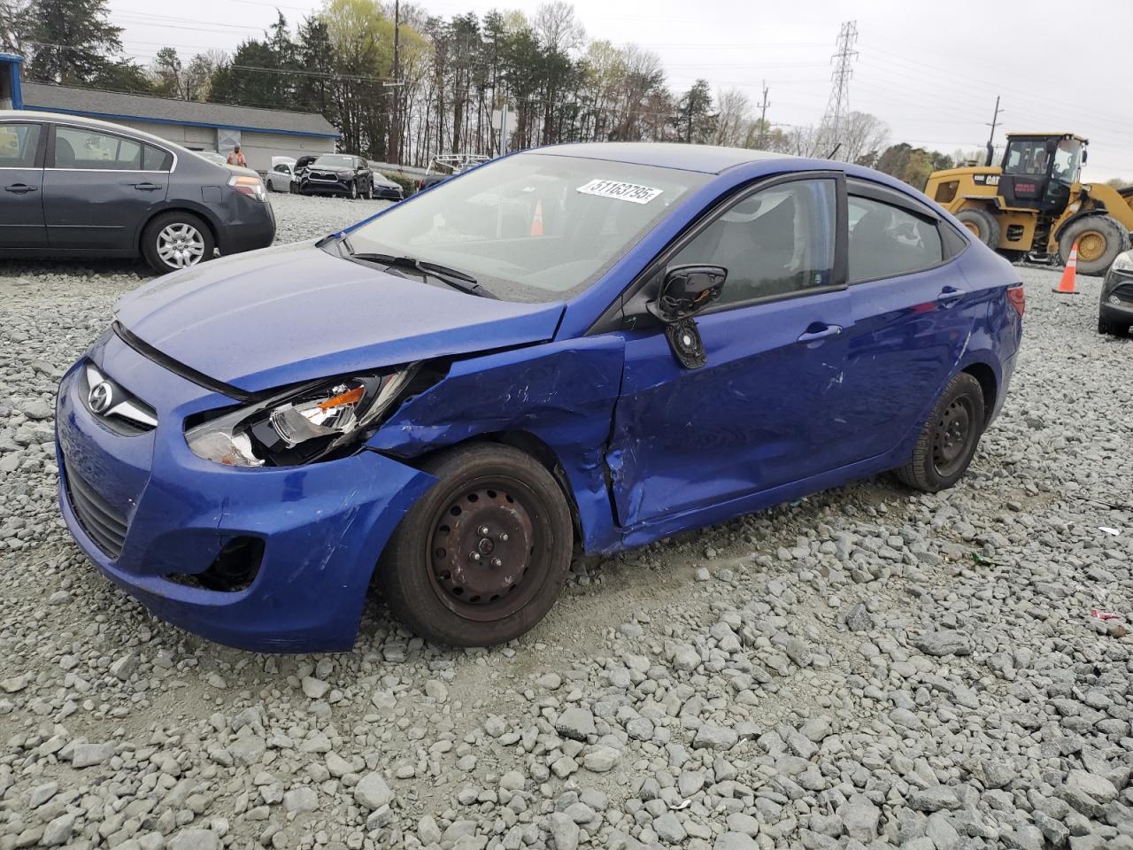 Mebane, NC에서 판매 중인 2013 Hyundai Accent Gls - Front End
