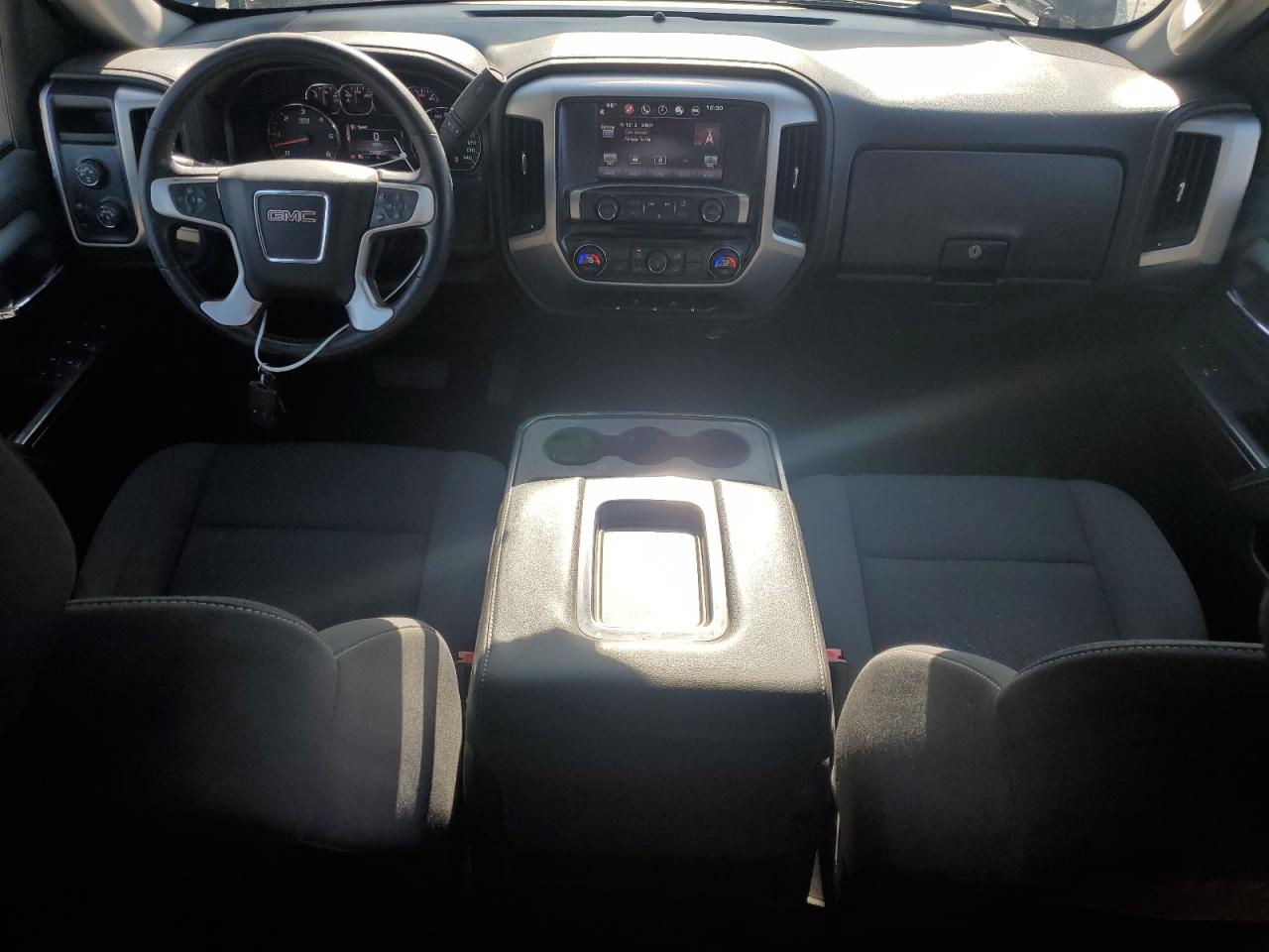 2016 GMC Sierra - Image 8