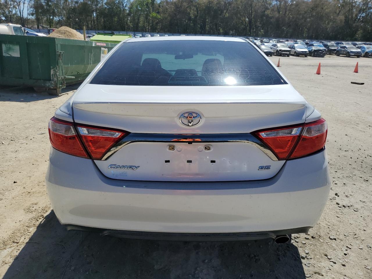 2016 Toyota Camry - Image 6