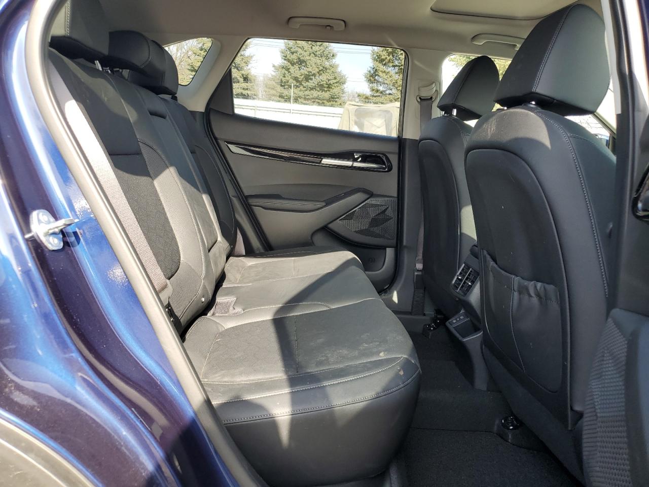 2024 Kia Seltos - Image 11