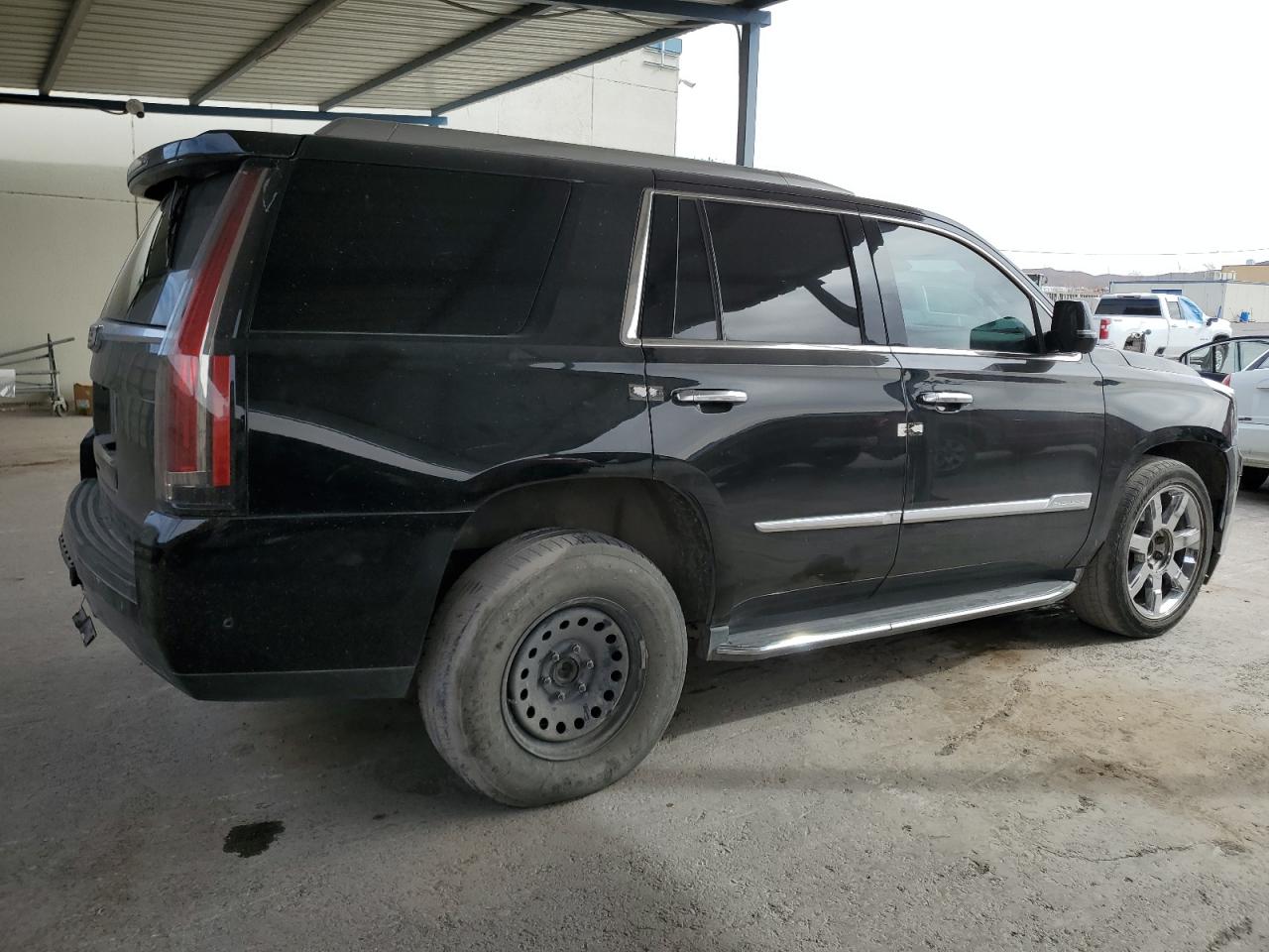 2019 Cadillac Escalade - Image 3