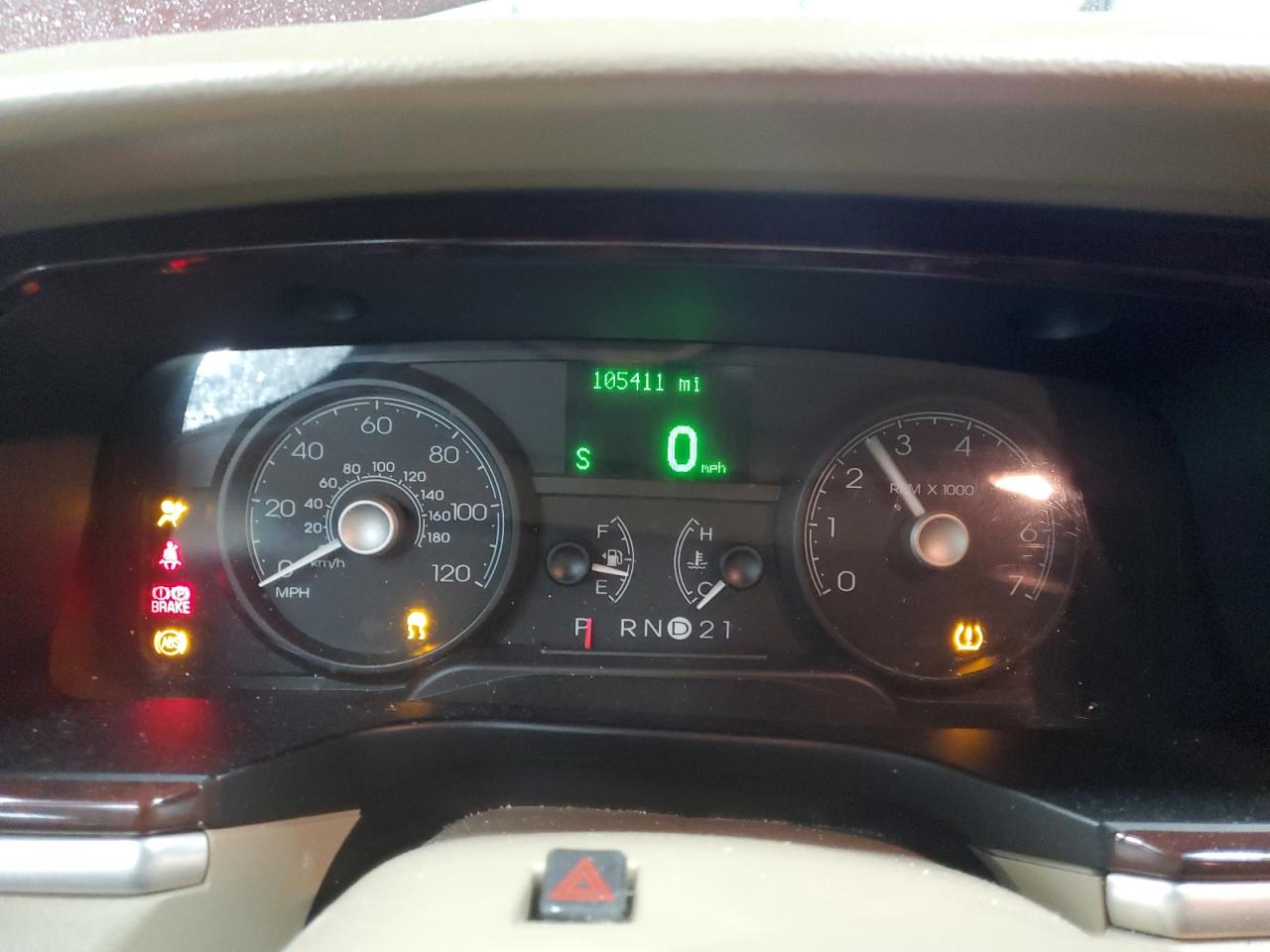 2008 Lincoln Town Car - Image 9