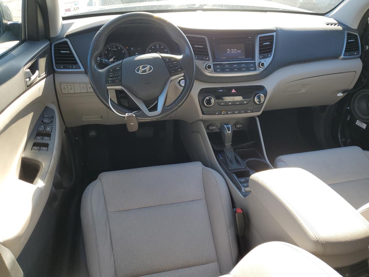 2017 Hyundai Tucson - Image 8