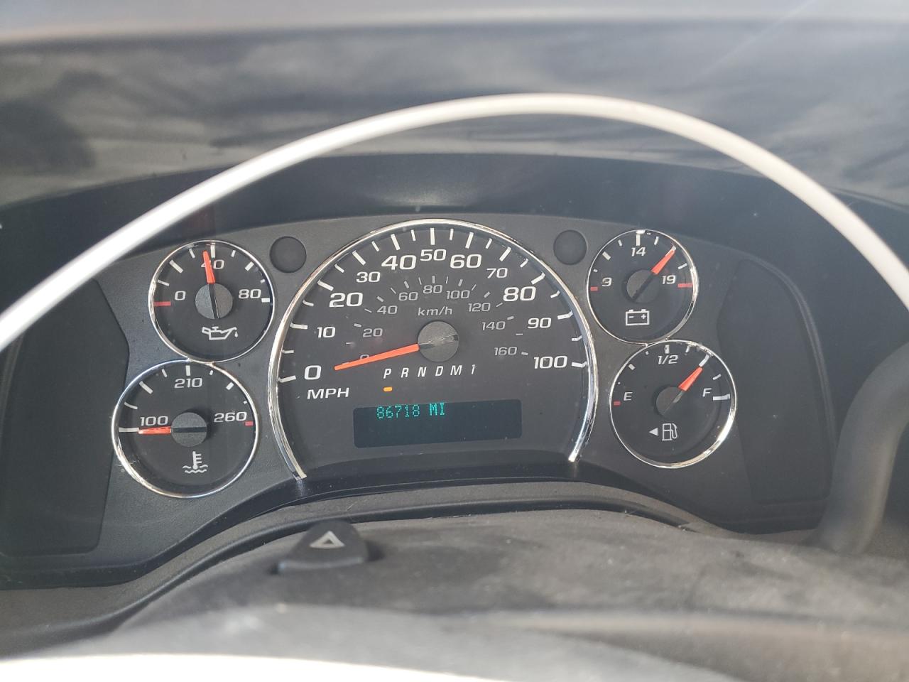 1GCWGFCA2E1914877 2014 Chevrolet Express G2500