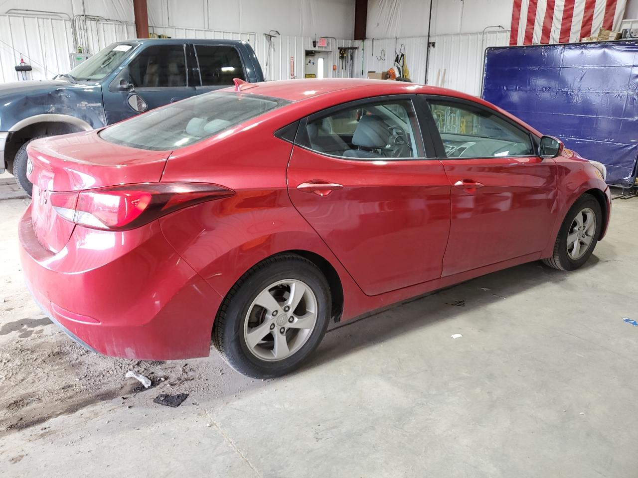 2014 Hyundai Elantra - Image 3