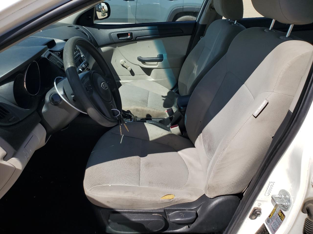 2013 Kia Forte - Image 7