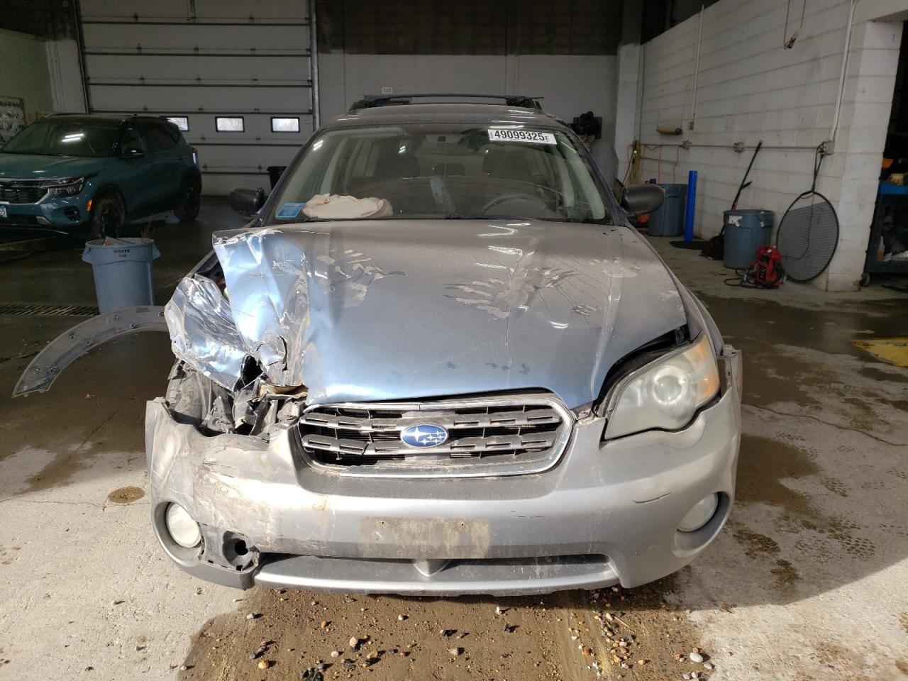 2005 Subaru Legacy - Image 5