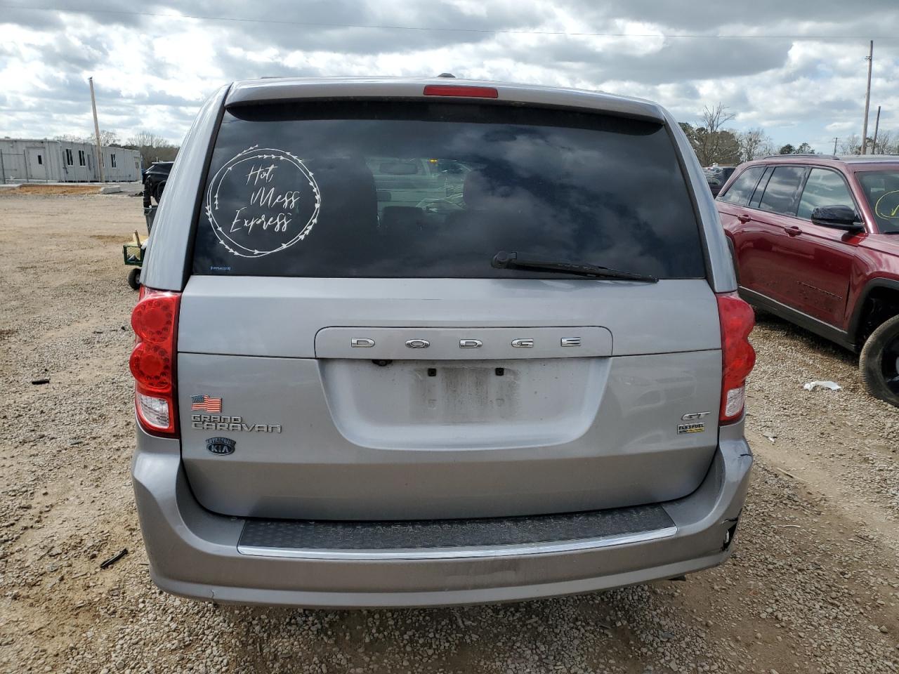 2018 Dodge Caravan - Image 6
