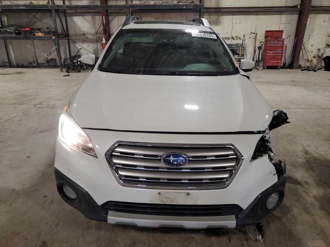 2015 Subaru Outback - Image 5