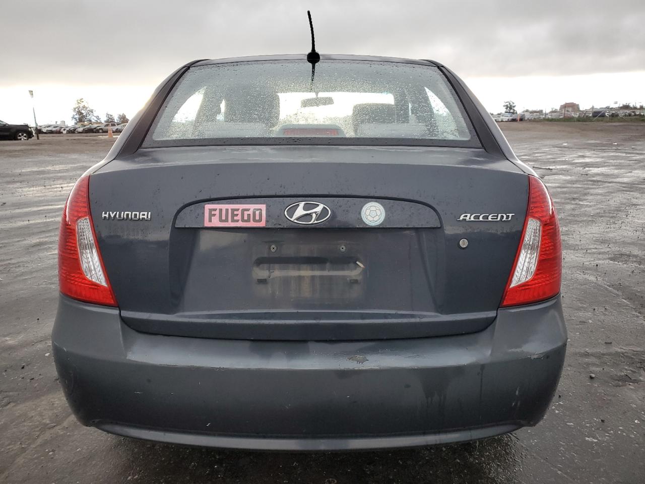 2011 Hyundai Accent - Image 6