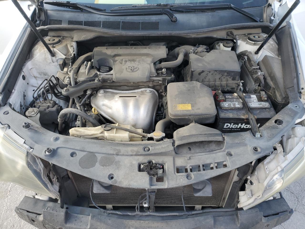 2013 Toyota Camry - Image 13