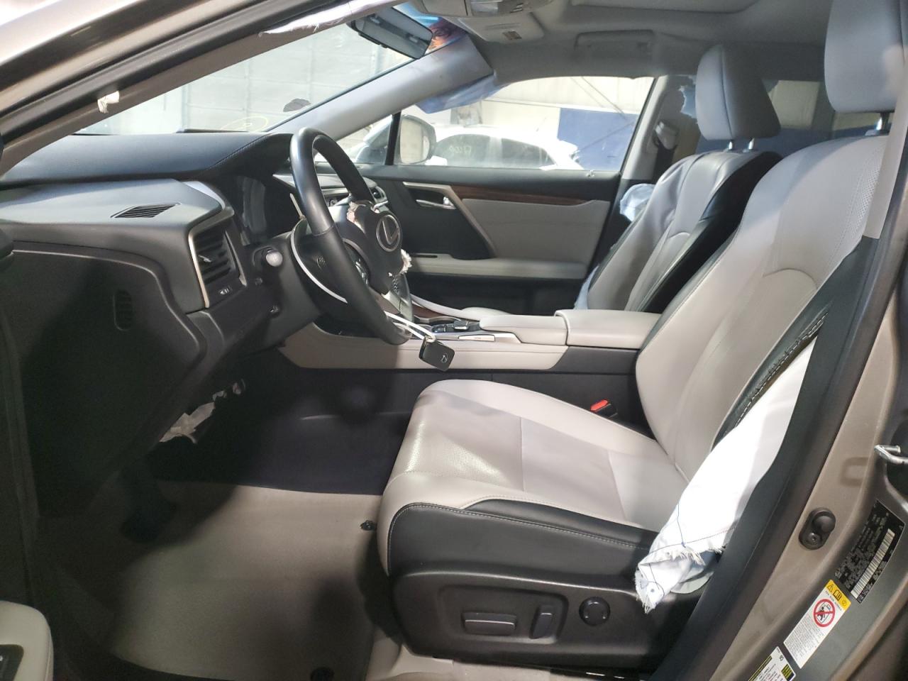 2017 Lexus RX - Image 7