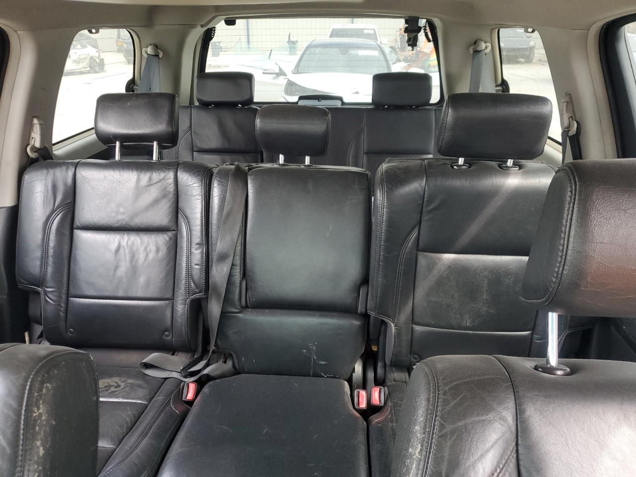 2008 Infiniti QX56 - Image 10