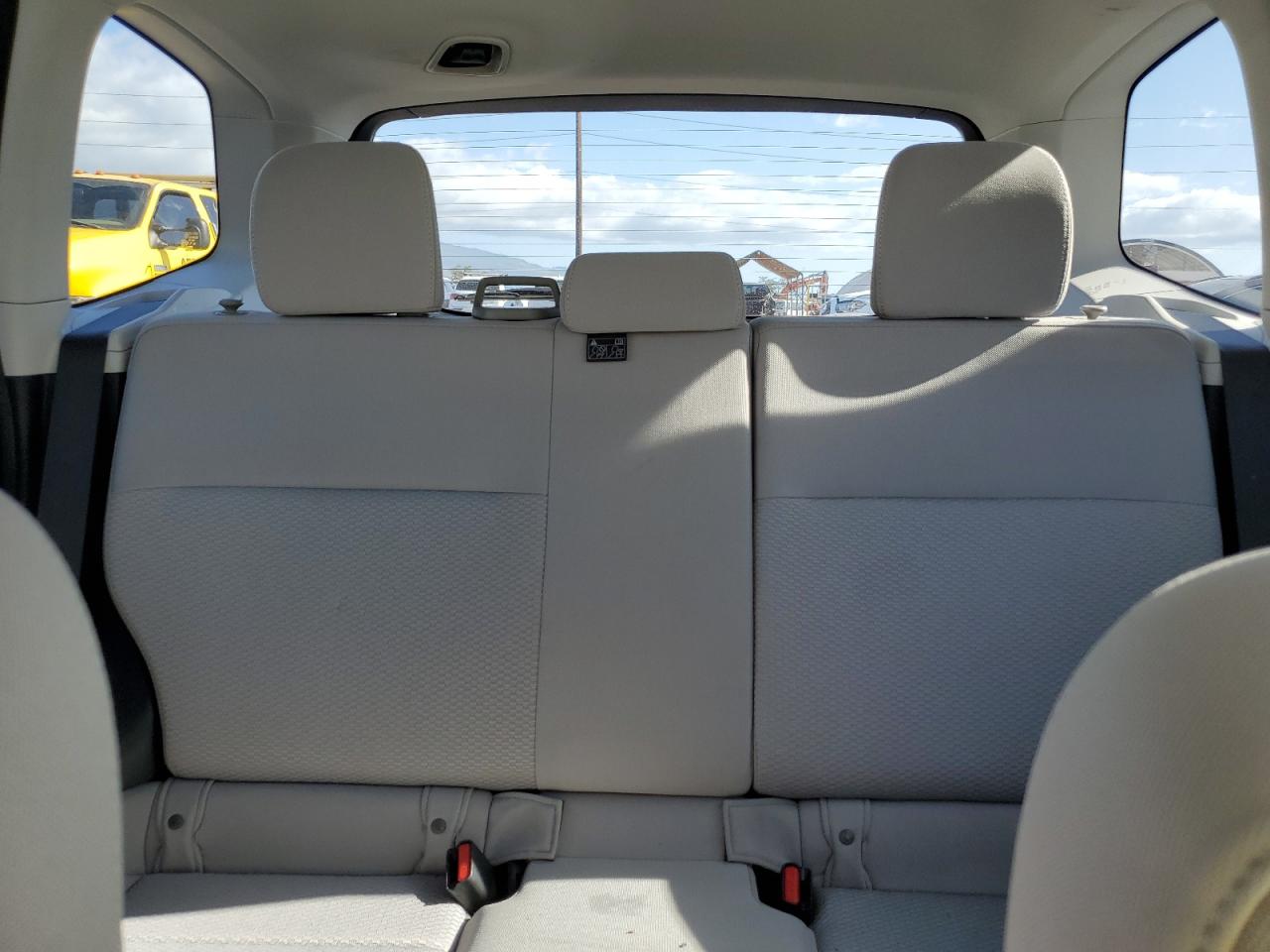 2015 Subaru Forester - Image 10