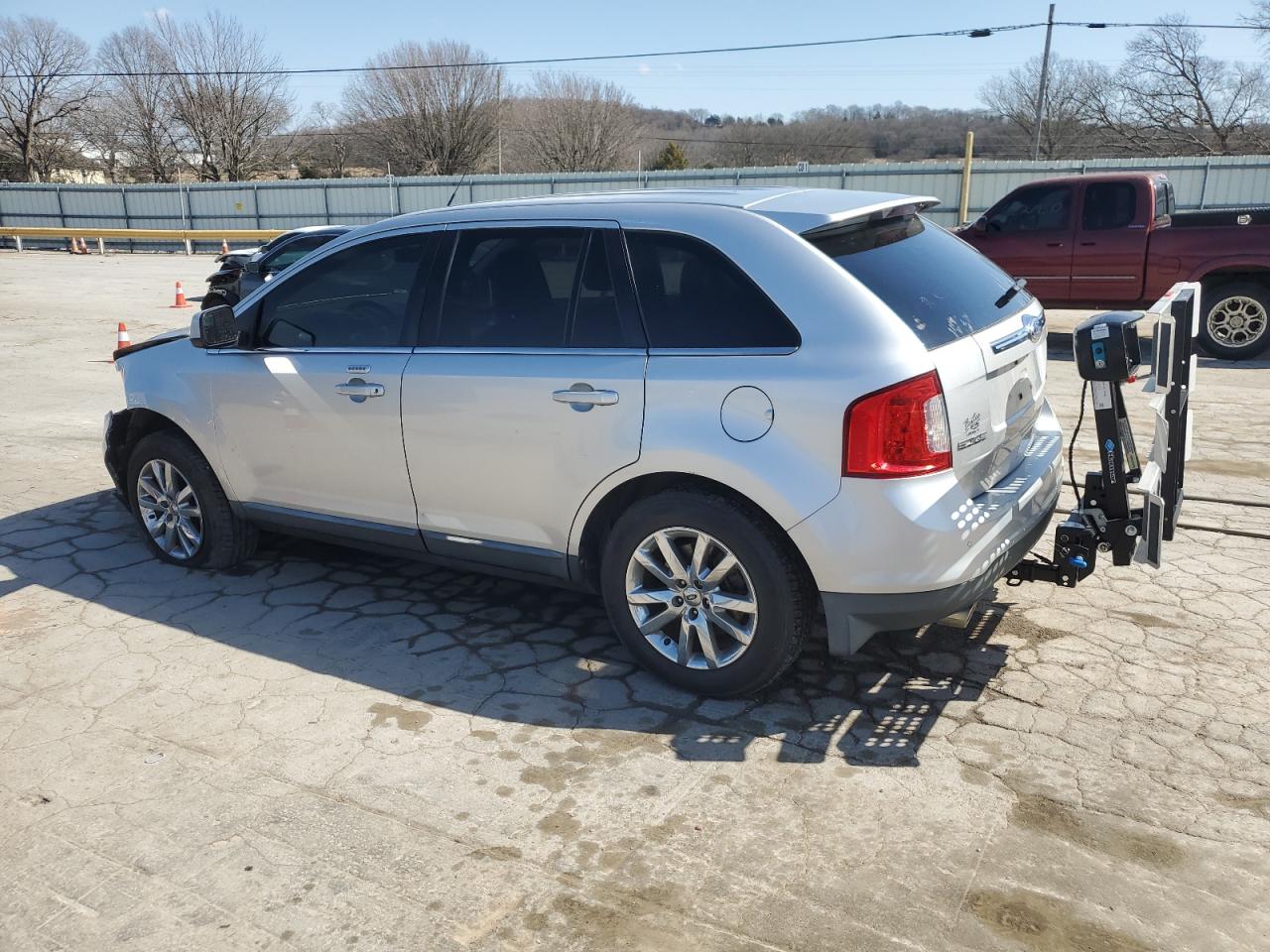 2011 Ford Edge - Image 2