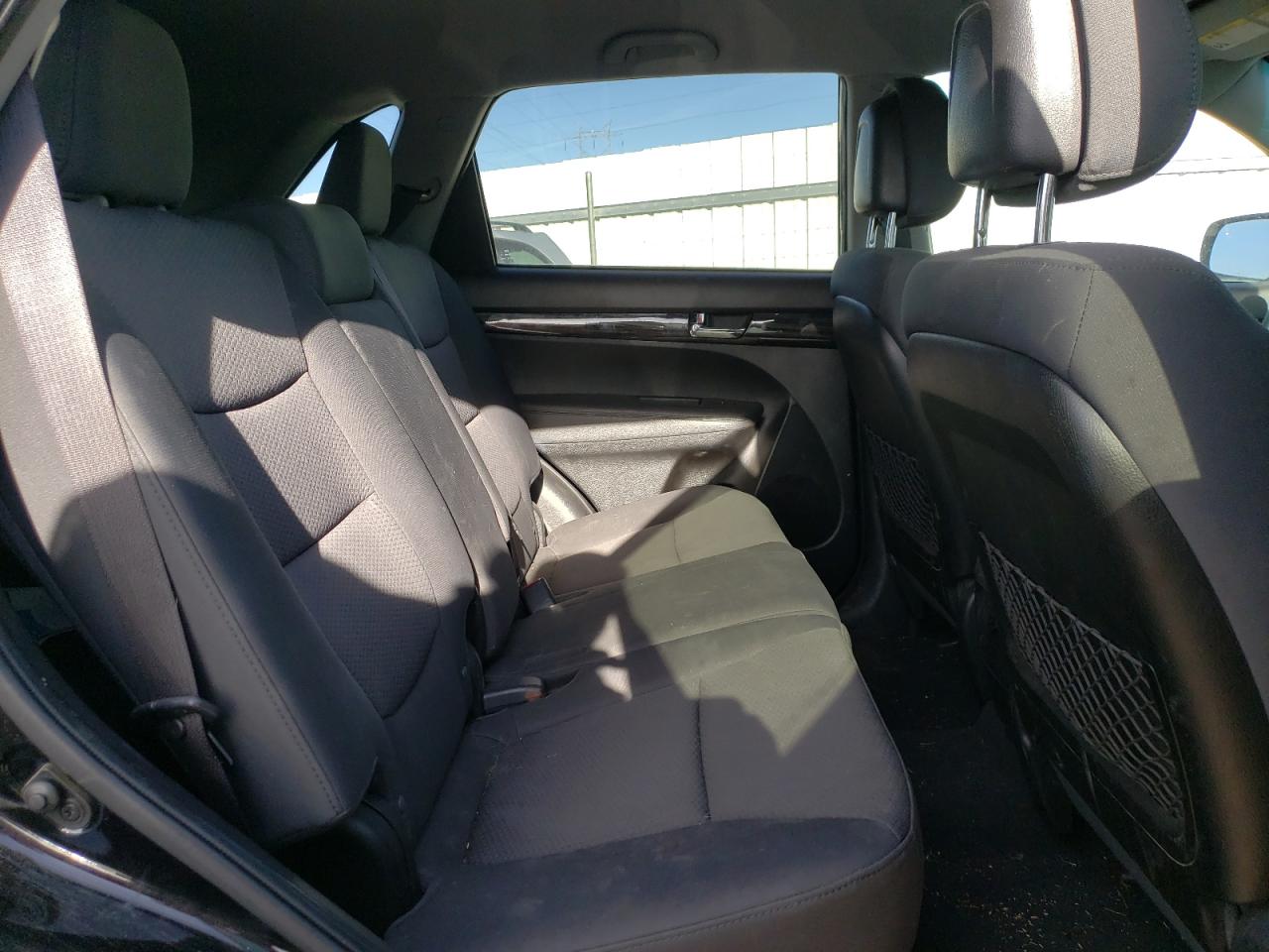 2012 Kia Sorento - Image 11