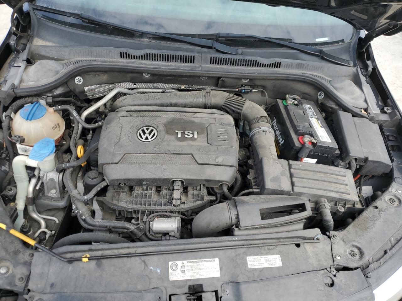 2016 Volkswagen Jetta - Image 11